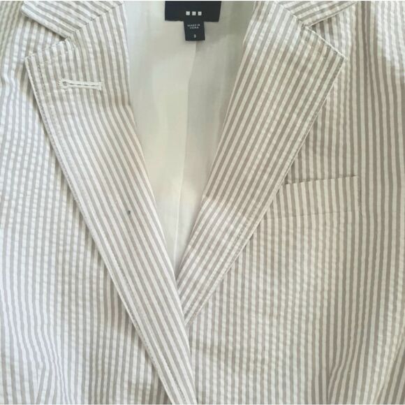 Gap Academy Grey V-necline Collar Stripe Seersucker Blazer Sz 2 - Picture 3 of 9